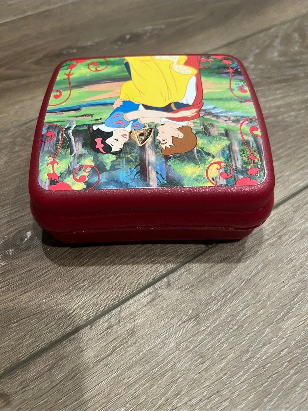 Disney Snow White Red and Yellow Kids Carry Case